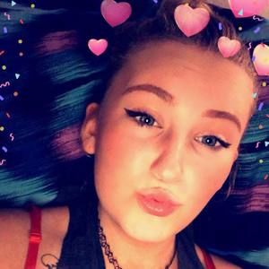 Meet your Posher, Jewell